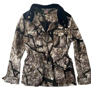 Women’s Camouflage Jacket Small fits XS